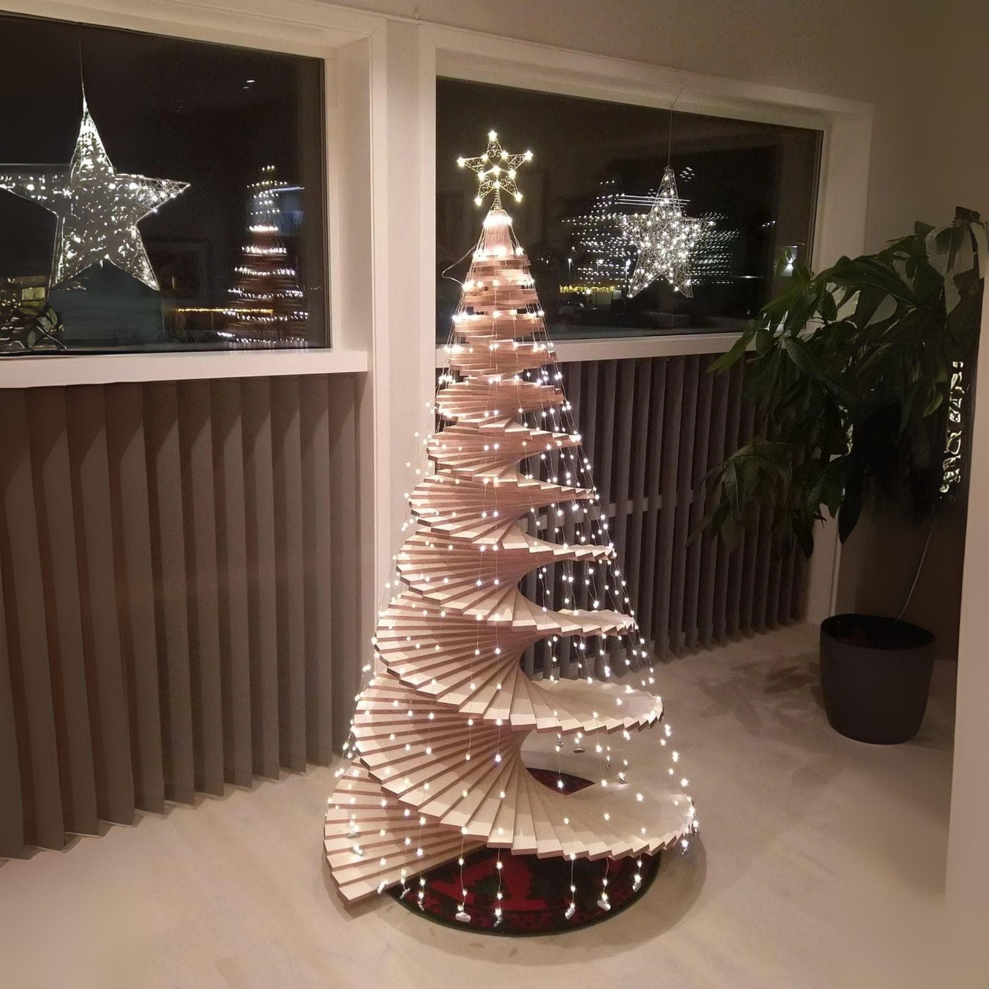Spiral Wooden Christmas Tree plans | DIY Spiral Christmas Tree, One Board Spiral Tree, Build Plan | Landscape Tree Plan PDF Printable